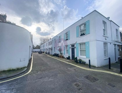 3 bedroom House to rent in Ryders Terrace-List1598