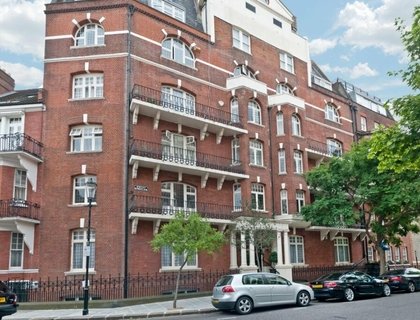 2 bedroom Flat to rent in Sloane Gate Mansions-List1891