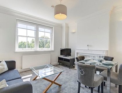 2 bedroom Flat to rent in Somerset Court-List1290