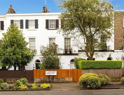 4 bedroom House to rent in St Johns Wood Terrace-List335