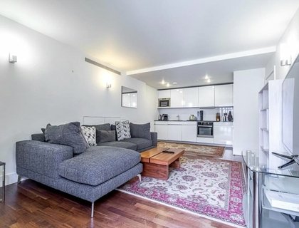 2 bedroom Flat to rent in Weymouth Street-List1023